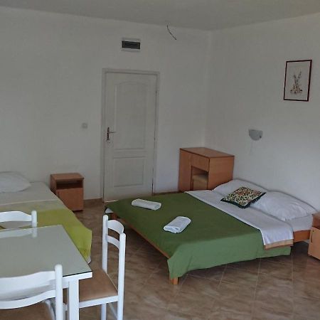 Luce Di Sole Apartment ウルツィニ エクステリア 写真
