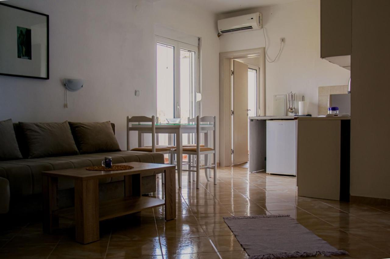 Luce Di Sole Apartment ウルツィニ エクステリア 写真