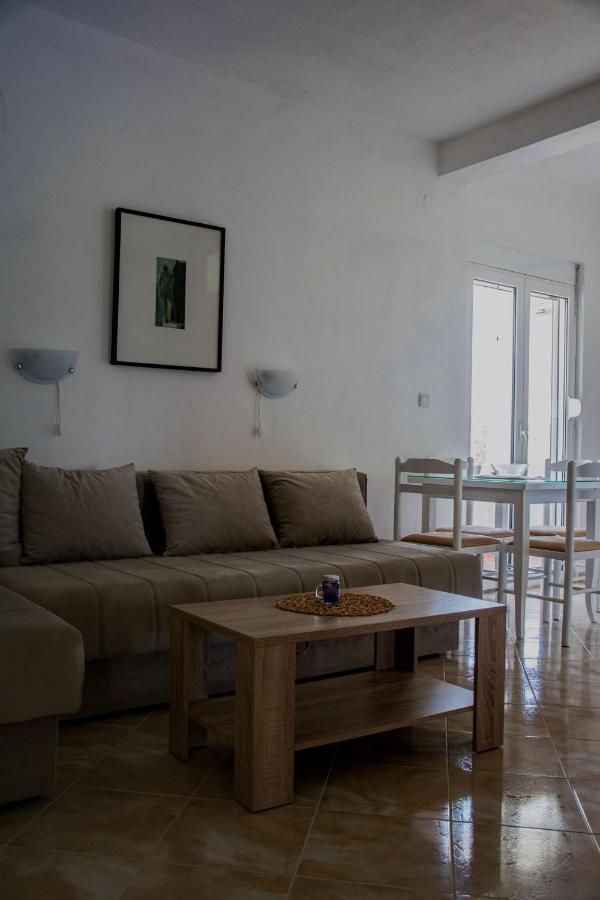 Luce Di Sole Apartment ウルツィニ エクステリア 写真