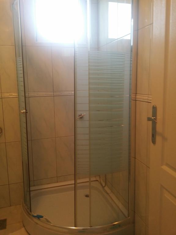 Luce Di Sole Apartment ウルツィニ 部屋 写真